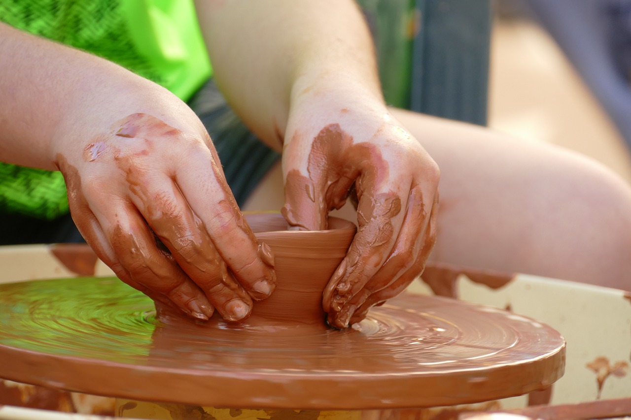 Mastering the Pottery Wheel for Beginners